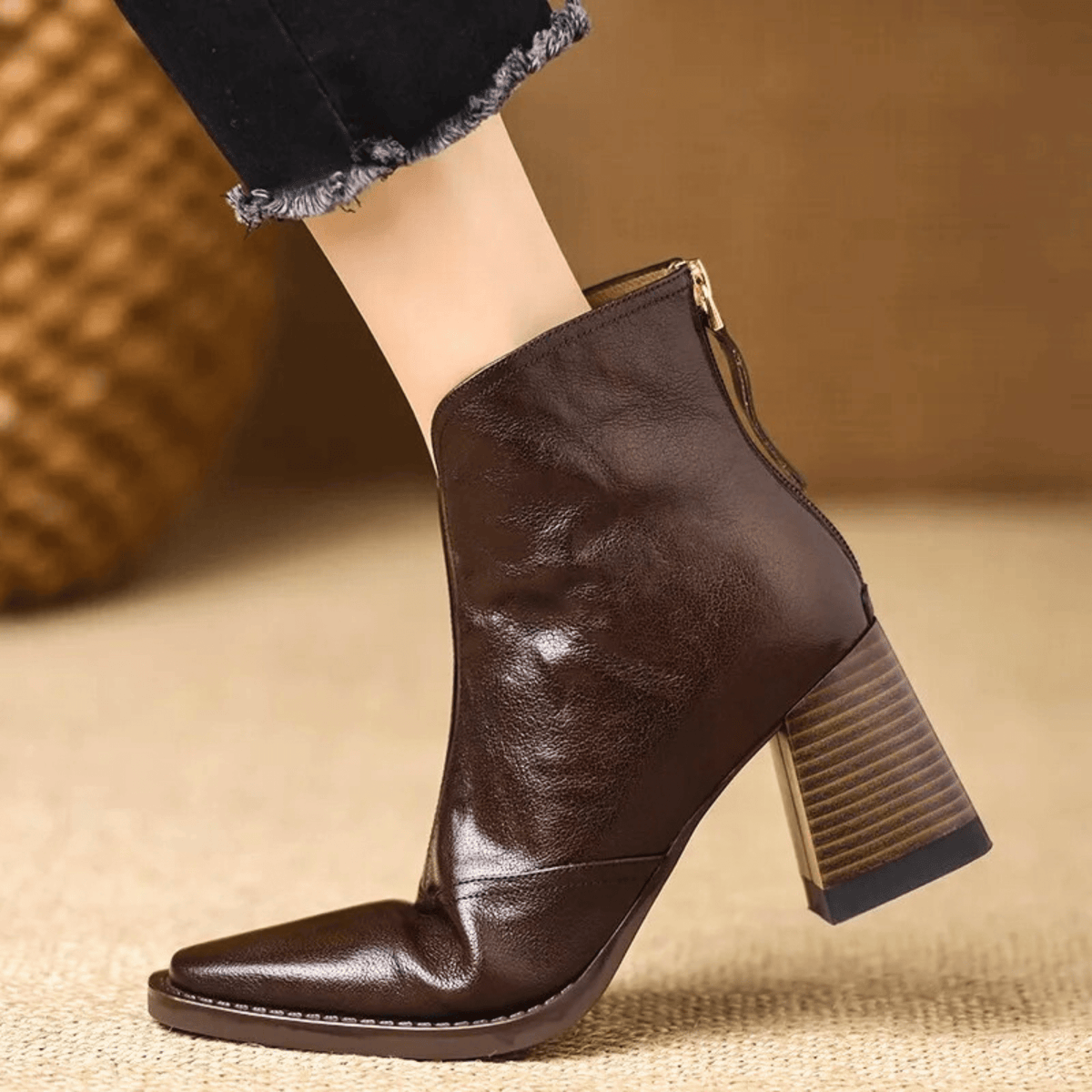 Botas mujer al tobillo con tacón ancho y cremallera – estilo elegante urbano